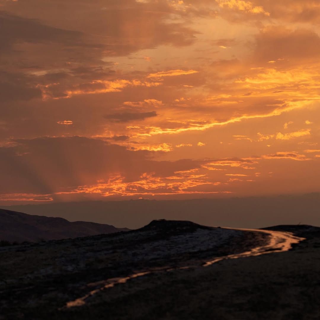 Sonnenuntergang über der Steppe